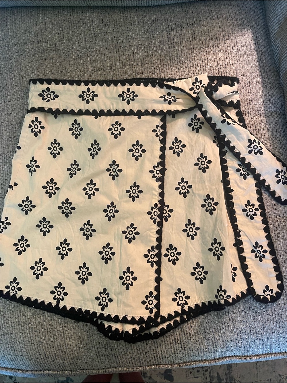 Women’s Black and Cream Skort